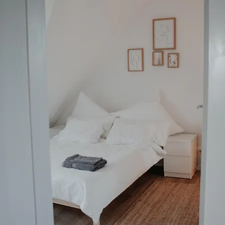 Cozy With A Stream View Apartmán Vallendar